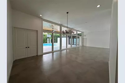 5127 S Braeswood Boulevard, Houston, TX 77096 - Photo 6