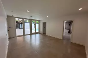 5127 S Braeswood Blvd, Houston, TX 77096 - Photo 14