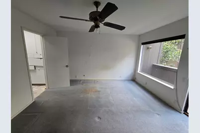 31 Litchfield Lane, Houston, TX 77024 - Photo 14
