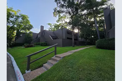 31 Litchfield Lane, Houston, TX 77024 - Photo 2