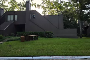 31 Litchfield Ln, Houston, TX 77024 - Photo 1
