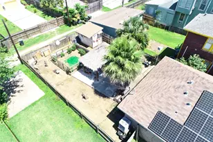 1714 Market St, Galveston, TX 77550 - Photo 22