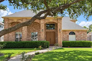 12419 Burgoyne Dr, Houston, TX 77077 - Photo 2