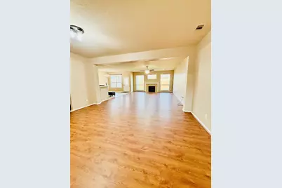 9947 Valance Way, Conroe, TX 77385 - Photo 8