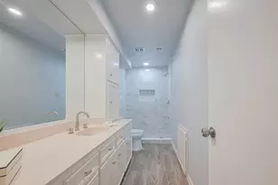 15600 Barkers Landing Rd, Houston, TX 77079 - Photo 42