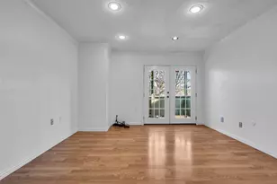 2800 Jeanetta St, Houston, TX 77063 - Photo 8