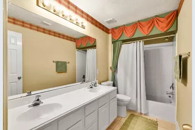 10 Clarewood Court, The Woodlands, TX 77385 - Photo 26