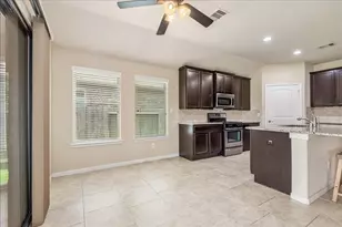 3914 Kellys Falls Ln, Katy, TX 77494 - Photo 8