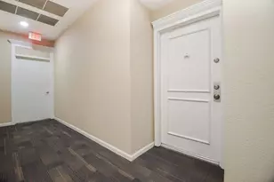2475 Underwood St, Houston, TX 77030 - Photo 16
