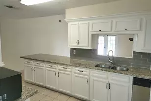 3315 Ashwyne Ct, La Porte, TX 77571 - Photo 6