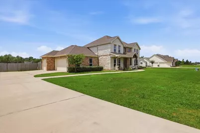6842 Cherry Bayou Drive, Baytown, TX 77523 - Photo 4