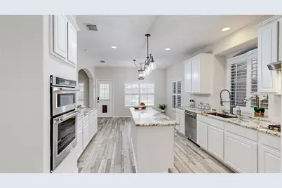 1210 Cambridge Court, Seabrook, TX 77586 - Photo 8