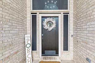 1210 Cambridge Ct, Seabrook, TX 77586 - Photo 2