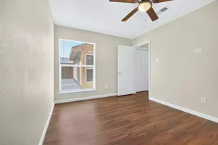 8702 Parkway Forest Dr, Houston, TX 77044 - Photo 24