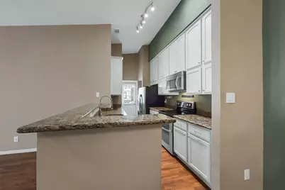 2425 Augusta Drive #24, Houston, TX 77057 - Photo 8