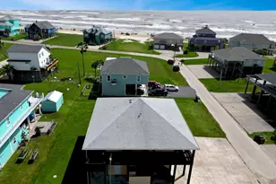 944 Raymond, Crystal Beach, TX 77650 - Photo 44