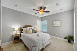 944 Raymond, Crystal Beach, TX 77650 - Photo 22