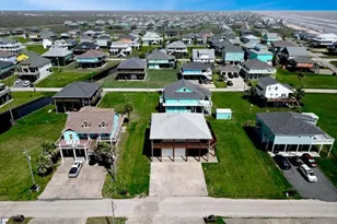 944 Raymond, Crystal Beach, TX 77650 - Photo 48