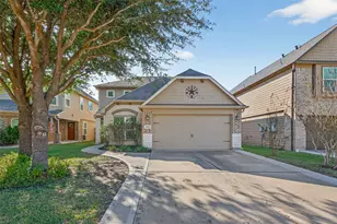 9940 Swallow Dr, Conroe, TX 77385 - Photo 2