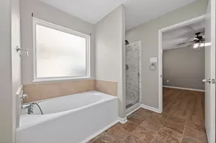 9940 Swallow Dr, Conroe, TX 77385 - Photo 22