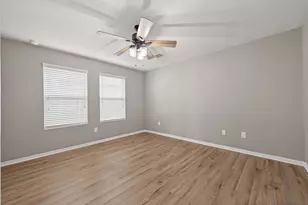 9940 Swallow Dr, Conroe, TX 77385 - Photo 14