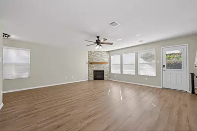 9940 Swallow Drive, Conroe, TX 77385 - Photo 6