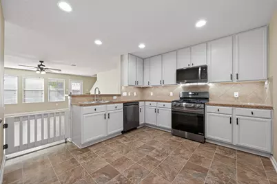 9940 Swallow Drive, Conroe, TX 77385 - Photo 8