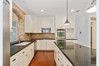 23 Vista Mill Place, The Woodlands, TX 77382 - Photo 12
