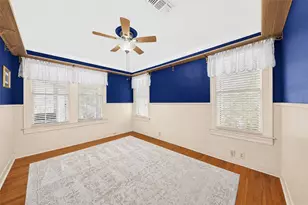 1918 Ave L 1/2, Huntsville, TX 77340 - Photo 14