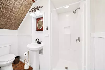 1918 Avenue L 1/2, Huntsville, TX 77340 - Photo 12