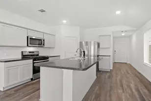 23815 Hilltop Cyn Ln, Spring, TX 77373 - Photo 2