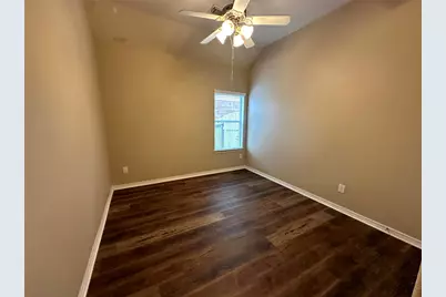 2047 Lulach Lane, Conroe, TX 77301 - Photo 12