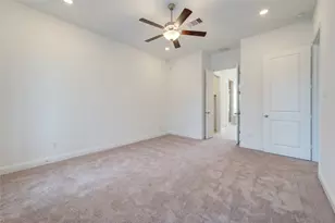 1417 Adell Rose Ln, Houston, TX 77043 - Photo 36