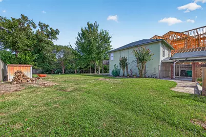2438 White Oak Drive, Houston, TX 77009 - Photo 38