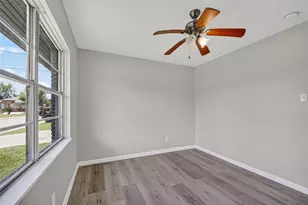 701 Oriole Ln, Pasadena, TX 77502 - Photo 22