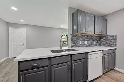701 Oriole Lane, Pasadena, TX 77502 - Photo 4
