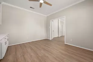 2309 Augusta Dr, Pearland, TX 77581 - Photo 10