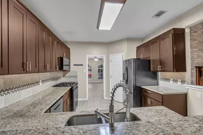 23915 Spring Oak Drive, Spring, TX 77373 - Photo 8