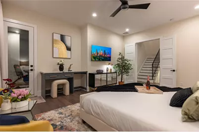 915 Thompson Street, Houston, TX 77007 - Photo 32
