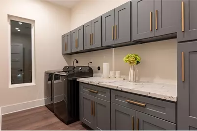 915 Thompson Street, Houston, TX 77007 - Photo 26