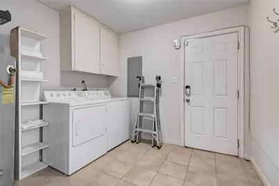 6214 Rutherglenn Drive, Houston, TX 77096 - Photo 10