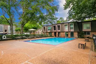 12633 Memorial Dr, Houston, TX 77024 - Photo 12