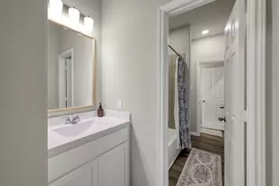 679 Red Elm Ln, Conroe, TX 77304 - Photo 30