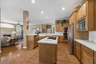 8923 4 Leaf Dr, Sugar Land, TX 77479 - Photo 16