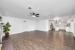 14947 Havenridge Dr, Houston, TX 77083 - Photo 8