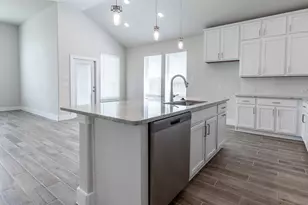 2417 Seaglass Ter Dr, Katy, TX 77493 - Photo 8