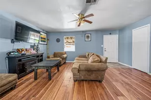591 Seth Blvd, Cleveland, TX 77328 - Photo 2