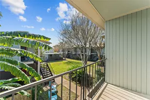 102 Strand St, Galveston, TX 77550 - Photo 20