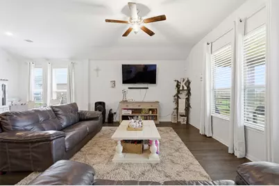 527 Kickapoo Drive, Anahuac, TX 77514 - Photo 24