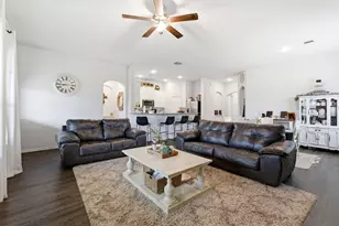 527 Kickapoo Dr, Anahuac, TX 77514 - Photo 22